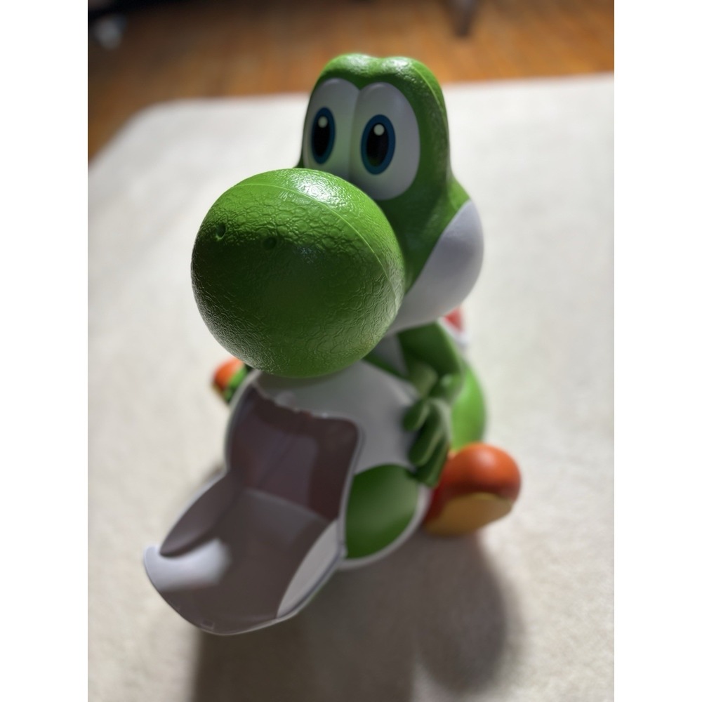 Super Mario Galaxy Yoshi Popcorn Bucket Authentic Theater Exclusive IN HAND - Picture 8 of 8